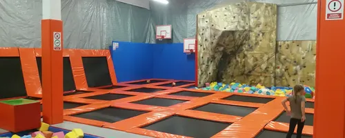 High Jump - Park Trampolin