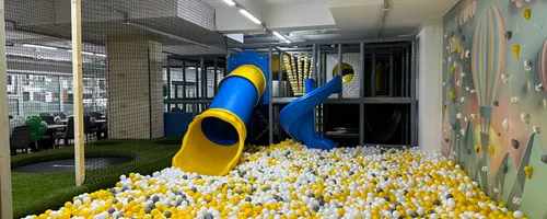 Tilo - Sala Fitness, Sala Zabaw, Kawiarnia