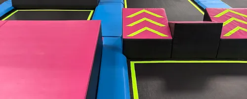 Jump2Sky - Trampoline Park