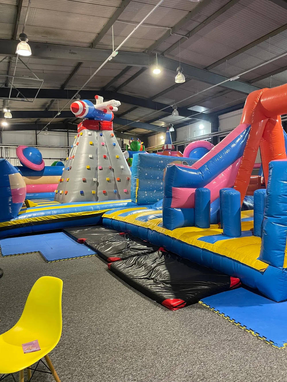 Park Trampolin Jump Planet Mielec - zdjęcie sali zabaw 2