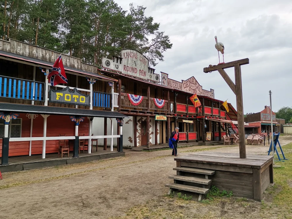 Photo of ZWIERZOGRÓD BONANZA (dawniej Mega - Park)