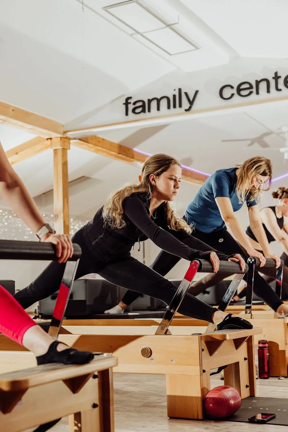 Fitness Club Family Center Anna Hałapup