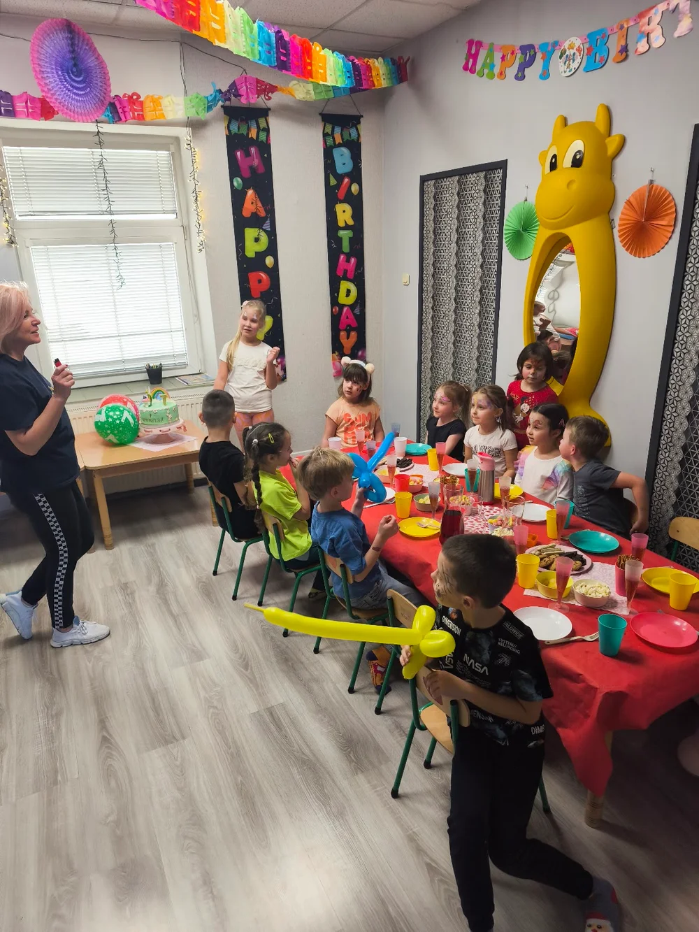 FIKOLANDIA Dziecięcy Park Rozrywki - zdjęcie sali zabaw 5