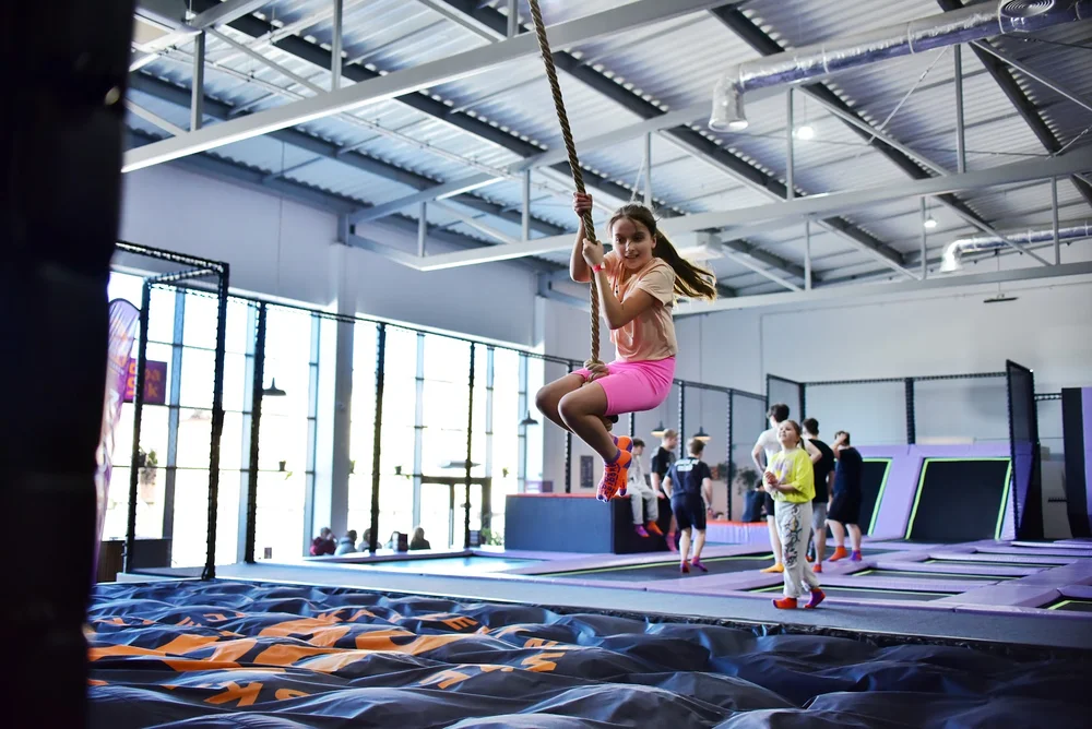 Hopa Park - Park Trampolin, Sala Zabaw, Dmuchany Park