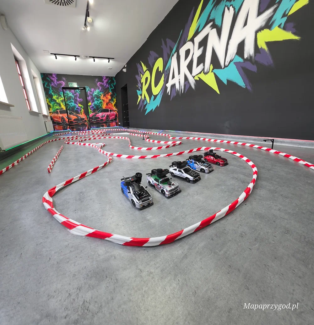 RC-Arena Ełk - Sala zabaw / Atrakcje dla dzieci i dorosłych - zdjęcie sali zabaw 2