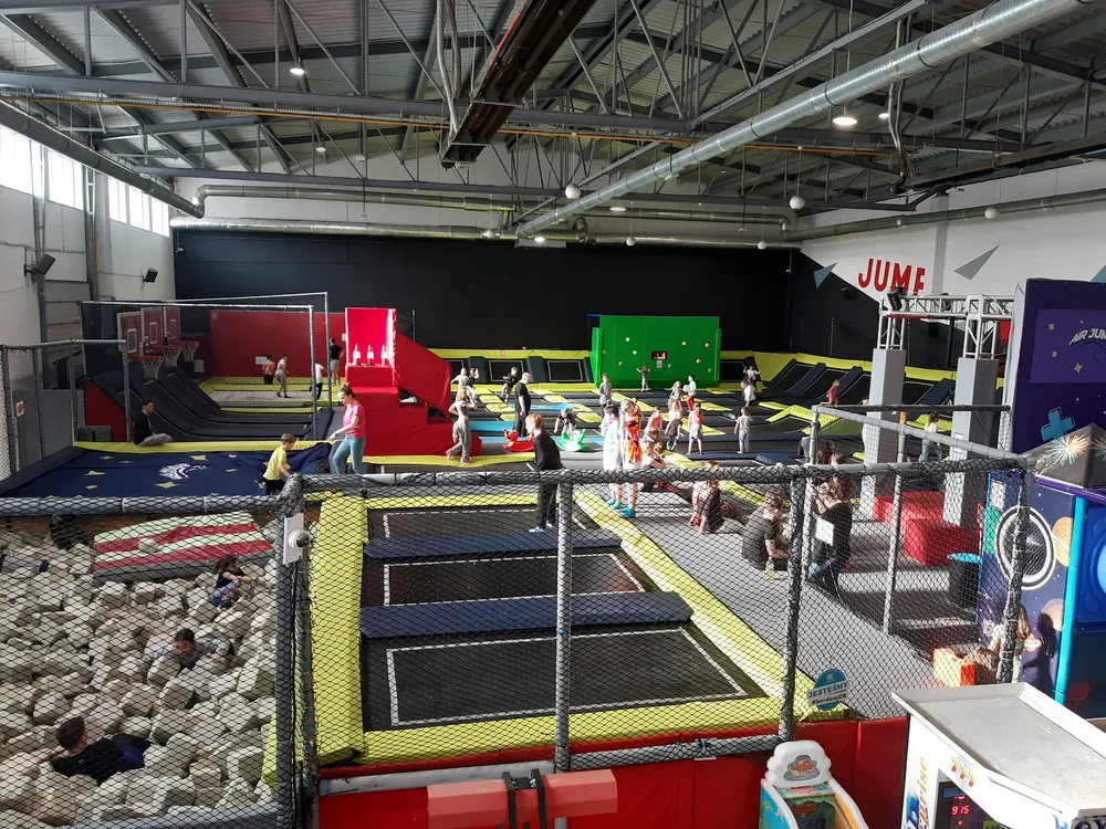 Photo of Park Trampolin i sala zabaw AIR JUMP Ksawerów