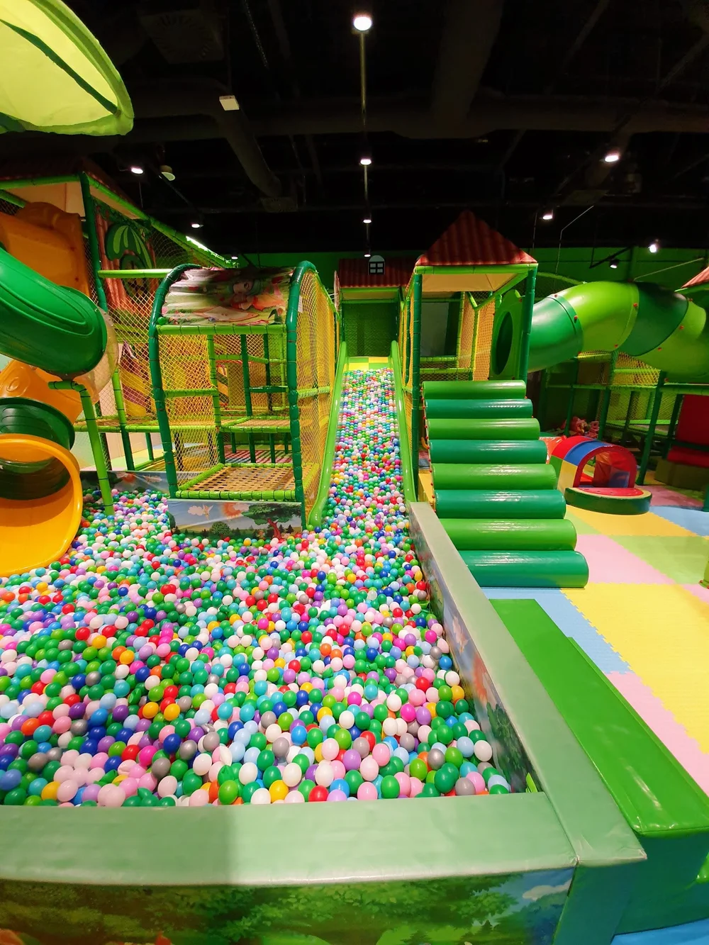 Photo of Sala zabaw "Podwórko"